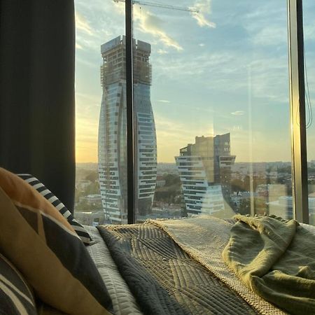 ジェシュフCapital Towers Splendorアパートメント エクステリア 写真